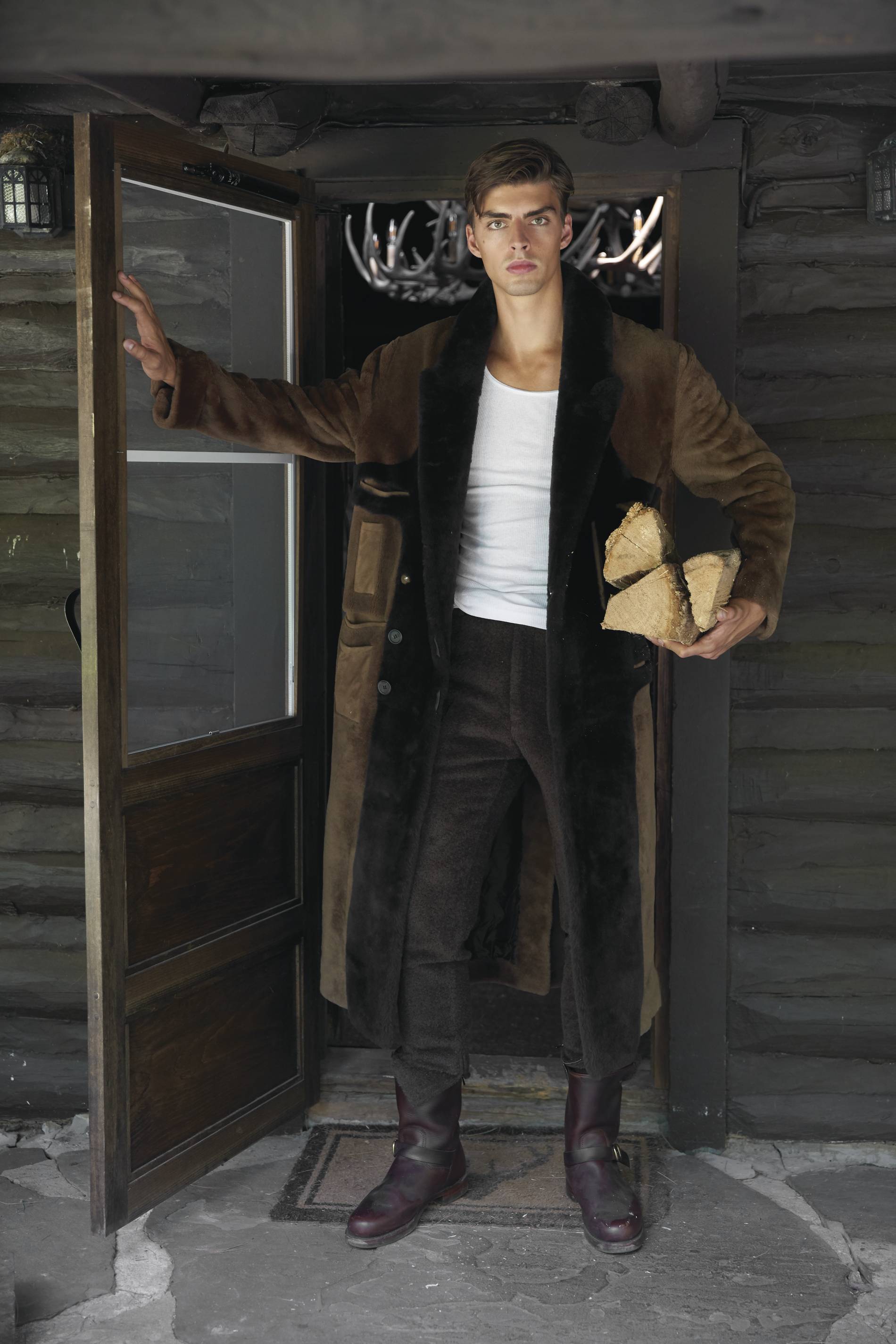  Fendi brown shearling coat image